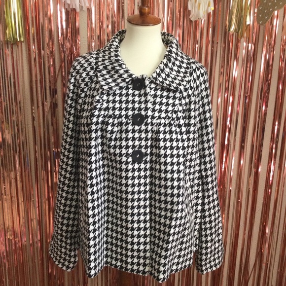 Mossimo Black & White Houndstooth Coat - Picture 1 of 3